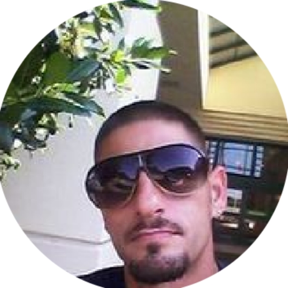 Meet your Posher, Shawn - Picture 3 of 3